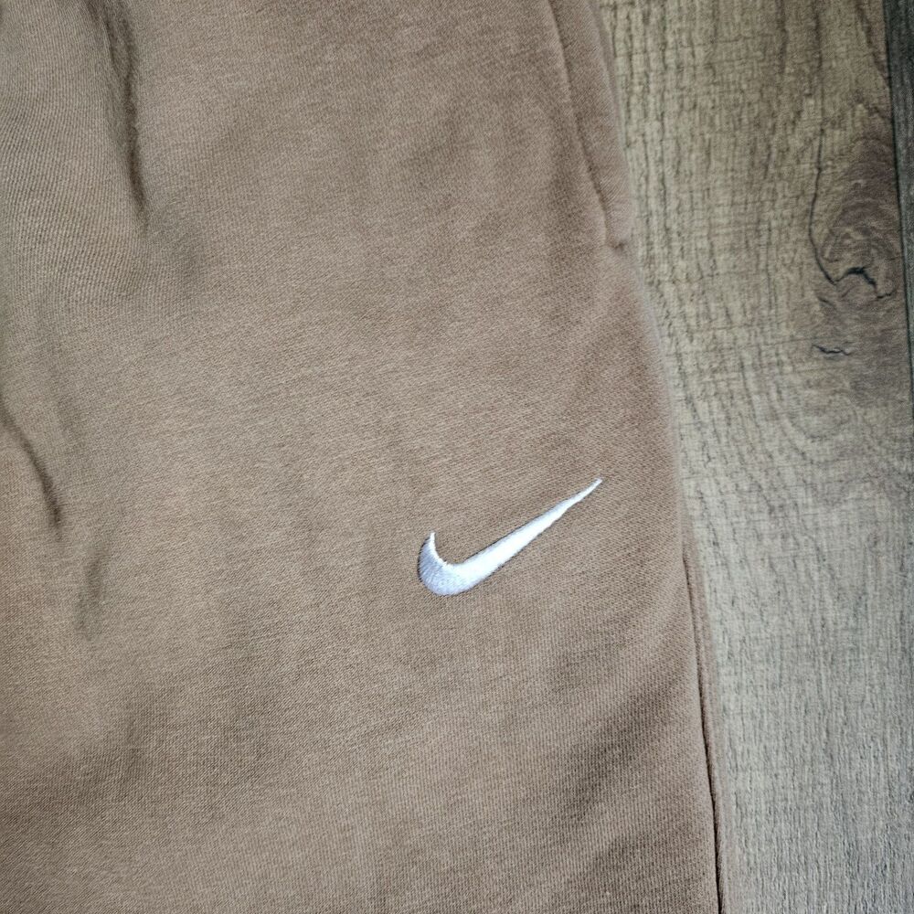 Nike Men’s Joggers – Size M Brown/tan jogger pants White embroidered Nike Logo - Picture 3 of 7